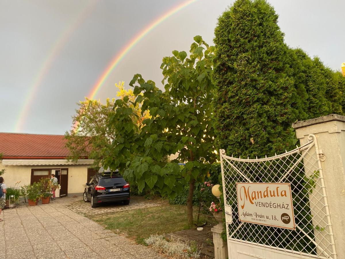 מלון Veszprém Mandula Haz מראה חיצוני תמונה